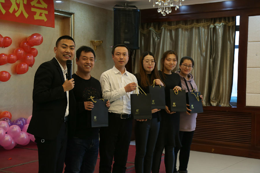 0X4A8651_爱奇艺.jpg 0X4A8651_爱奇艺.jpg